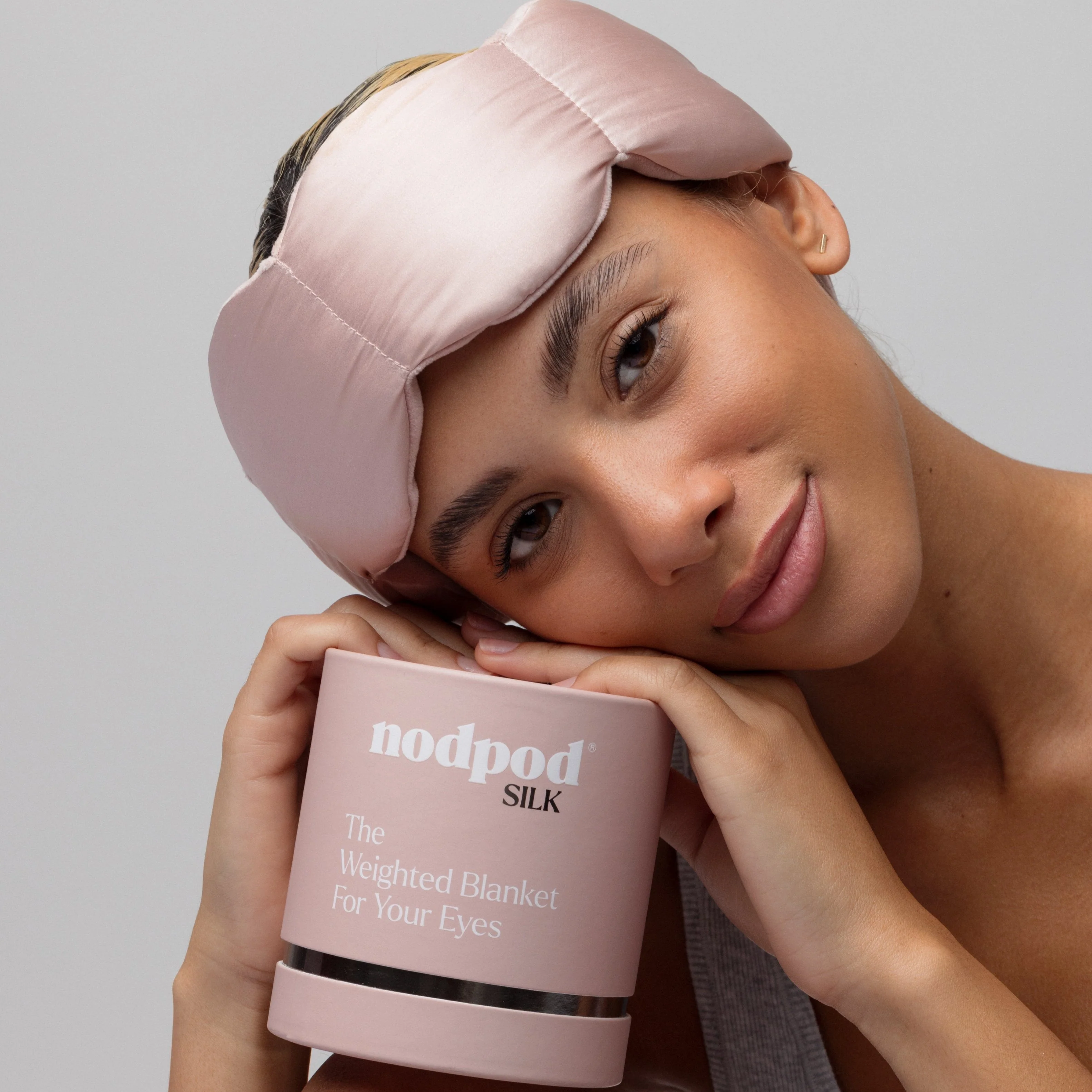 Nodpod : Mineralized Silk Sleep Mask - Image 17