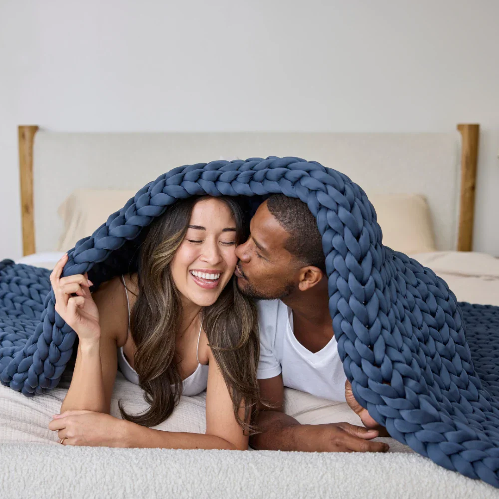Nuzzie : Ice Knit Weighted Blanket - Image 17